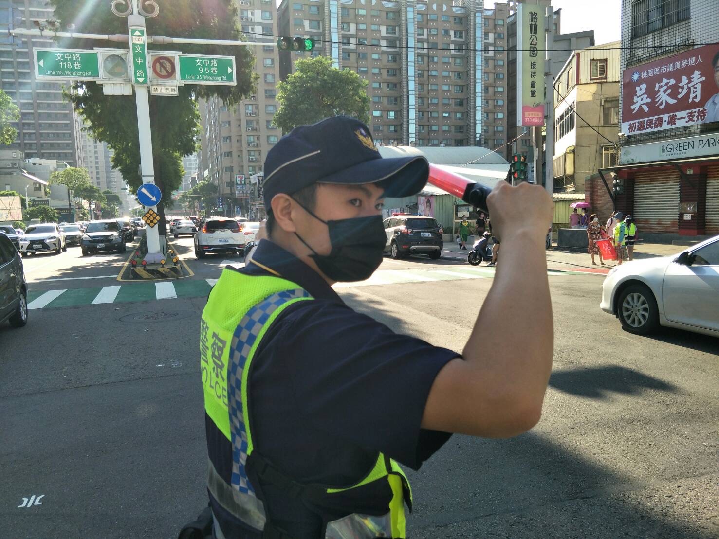 中秋連假返鄉出遊車流增 桃警加強疏導守護安全