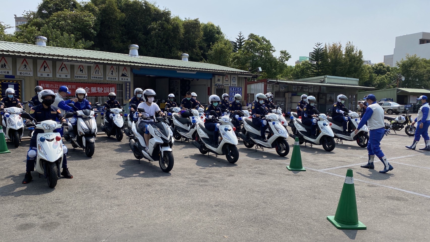 桃警結合民間安駕中心-精進員警安全駕駛技能